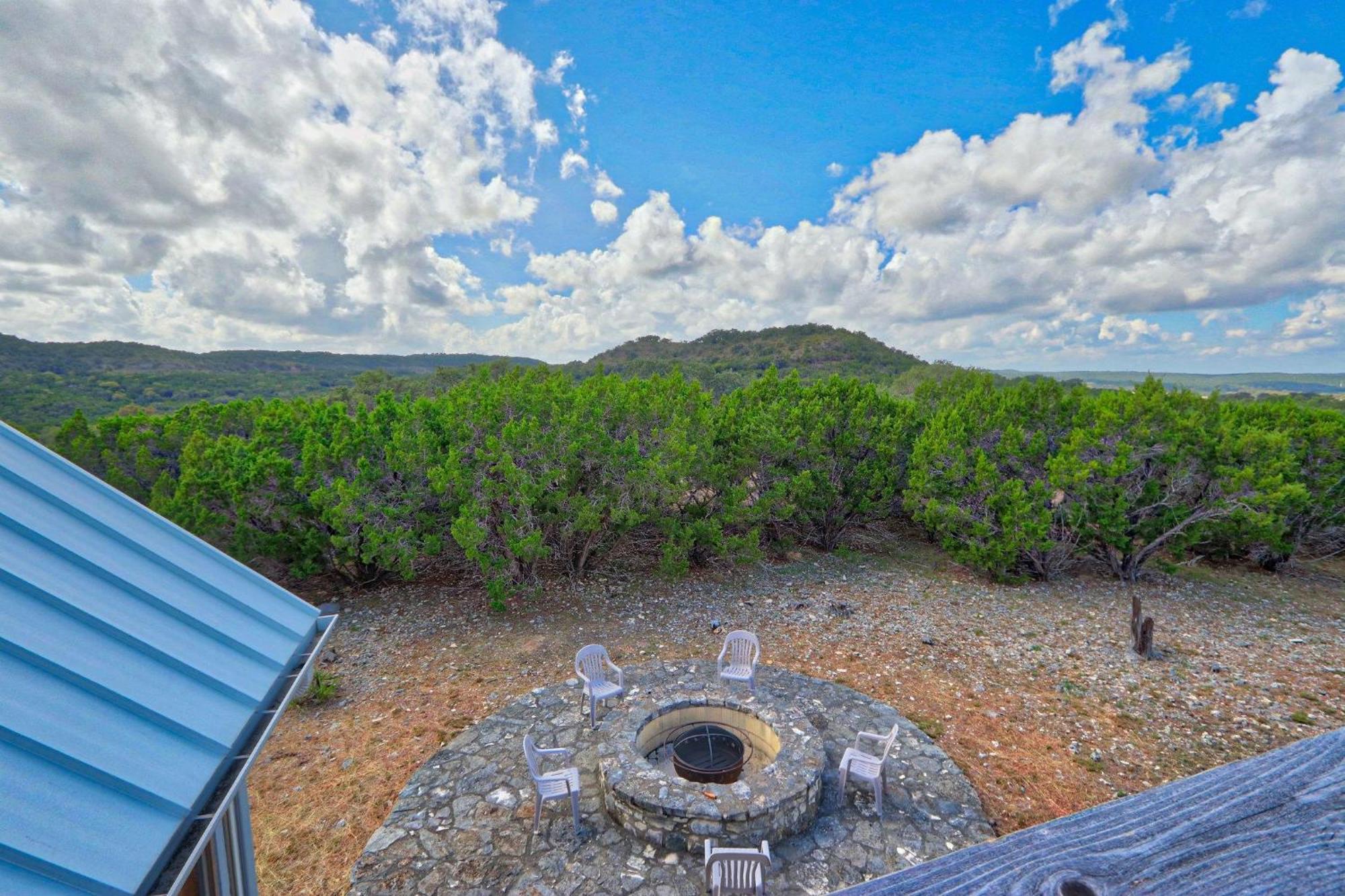 Log Cabin At Old Glory Ranch Wimberley Exteriér fotografie