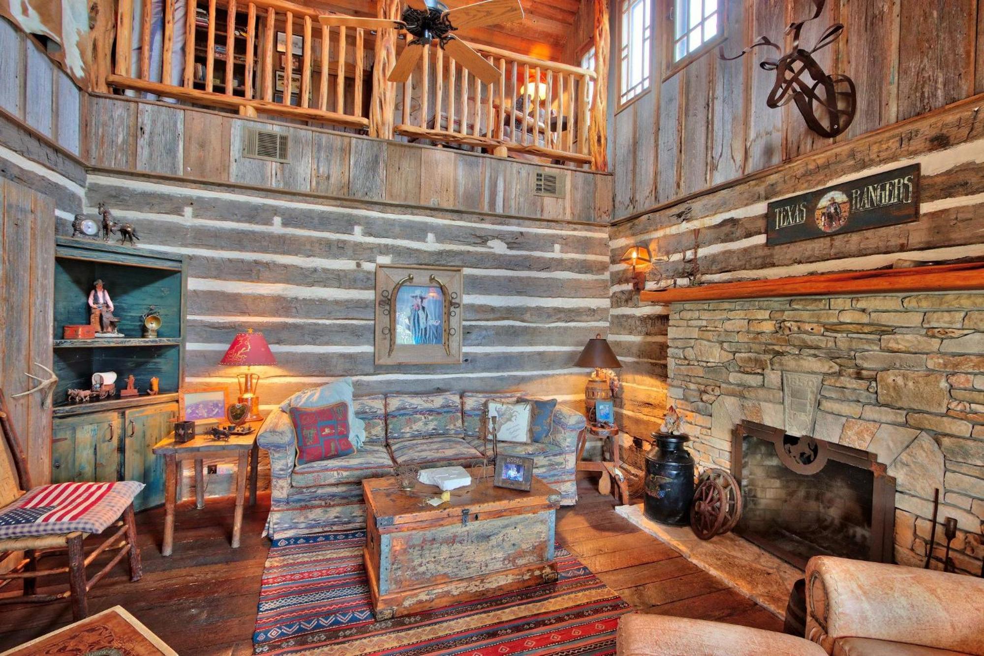 Log Cabin At Old Glory Ranch Wimberley Exteriér fotografie