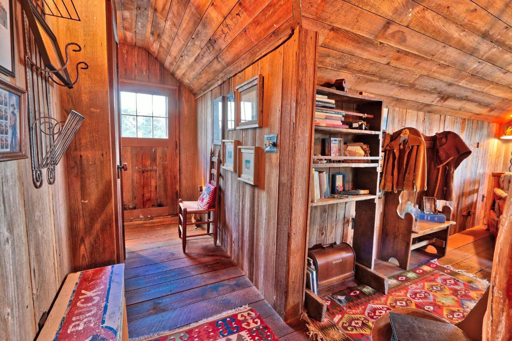 Log Cabin At Old Glory Ranch Wimberley Exteriér fotografie