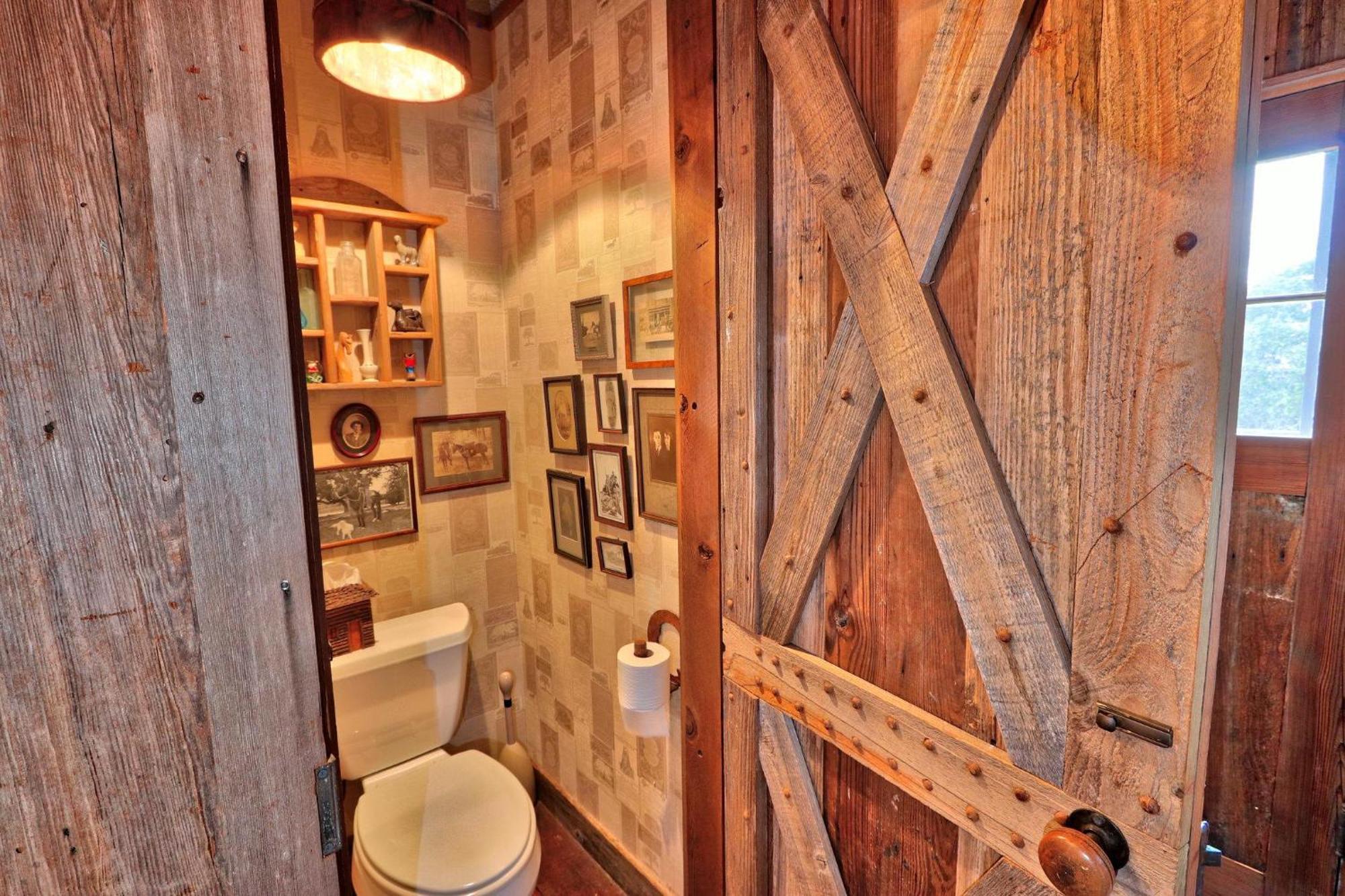 Log Cabin At Old Glory Ranch Wimberley Exteriér fotografie